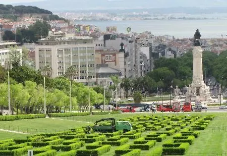 Comfortable In Marques De Pombal Apartment