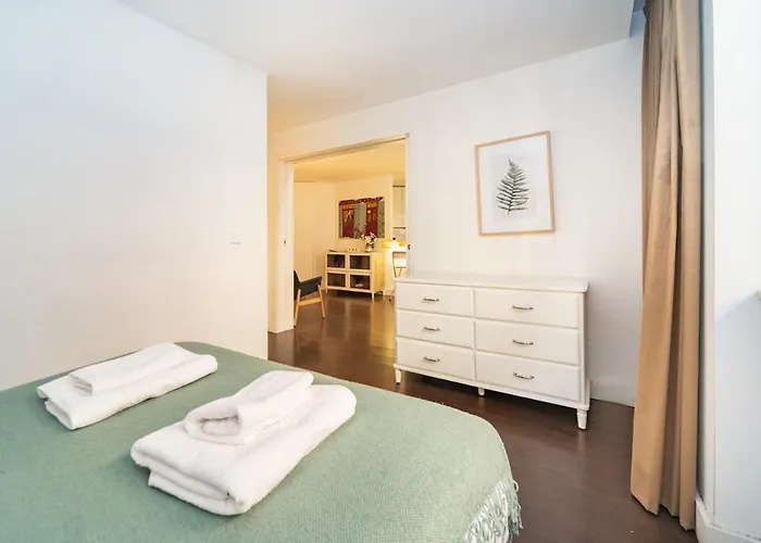 شقة Comfortable In Marques De Pombal *