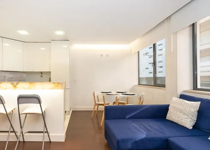 Comfortable In Marques De Pombal Apartment Lisbon
